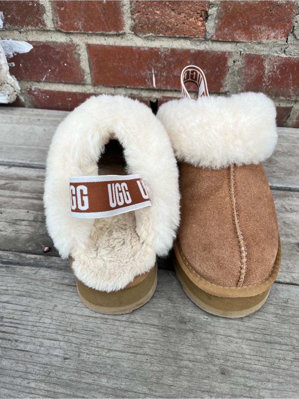 UGG Funkette Chestnut Suede Slide/Slipper with Cream Shearling and Logo Strap - Picture 3 of 4